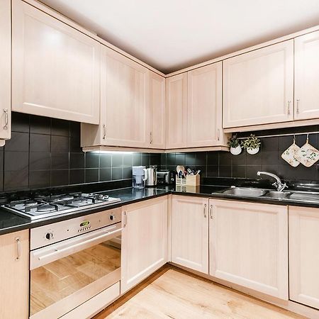 Lovely 2 bedroom apartment in Notting Hill Londen Buitenkant foto